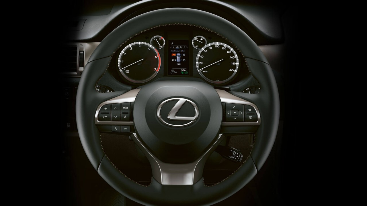 2019-lexus-gx-hotspots-leather-steering-wheel-1920x1080